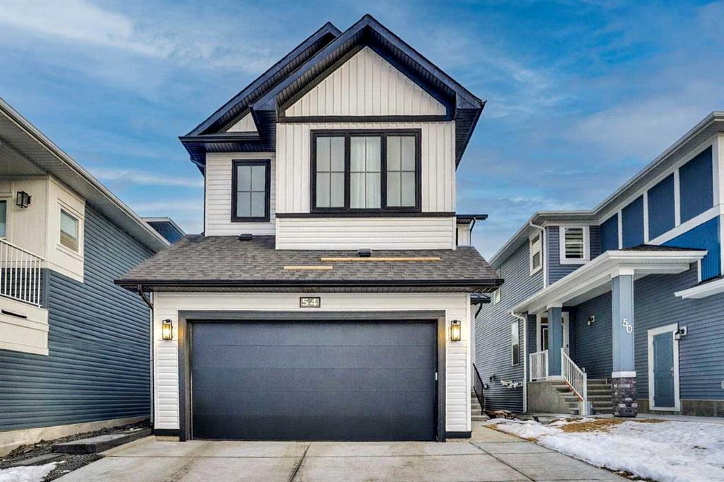 54 Calhoun Crescent NE