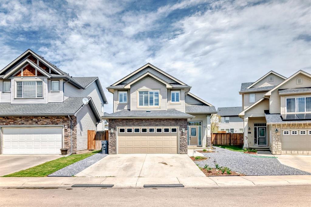 612 Montgomery Close SE, Montrose