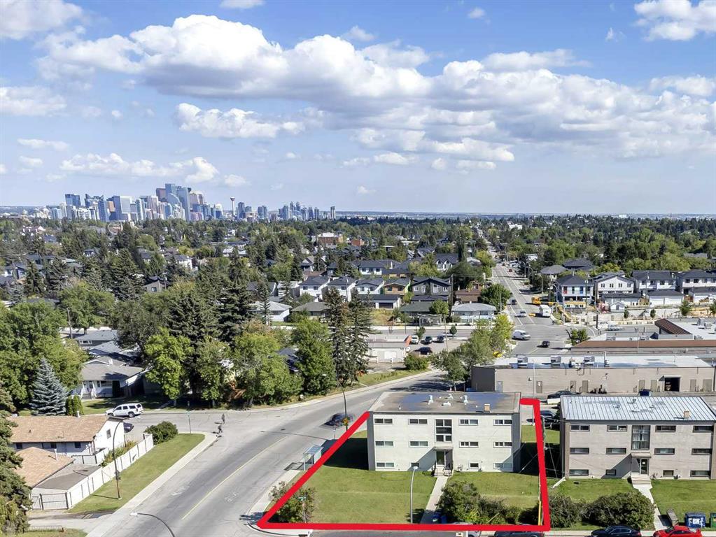 2705 38 Street SW, Glenbrook