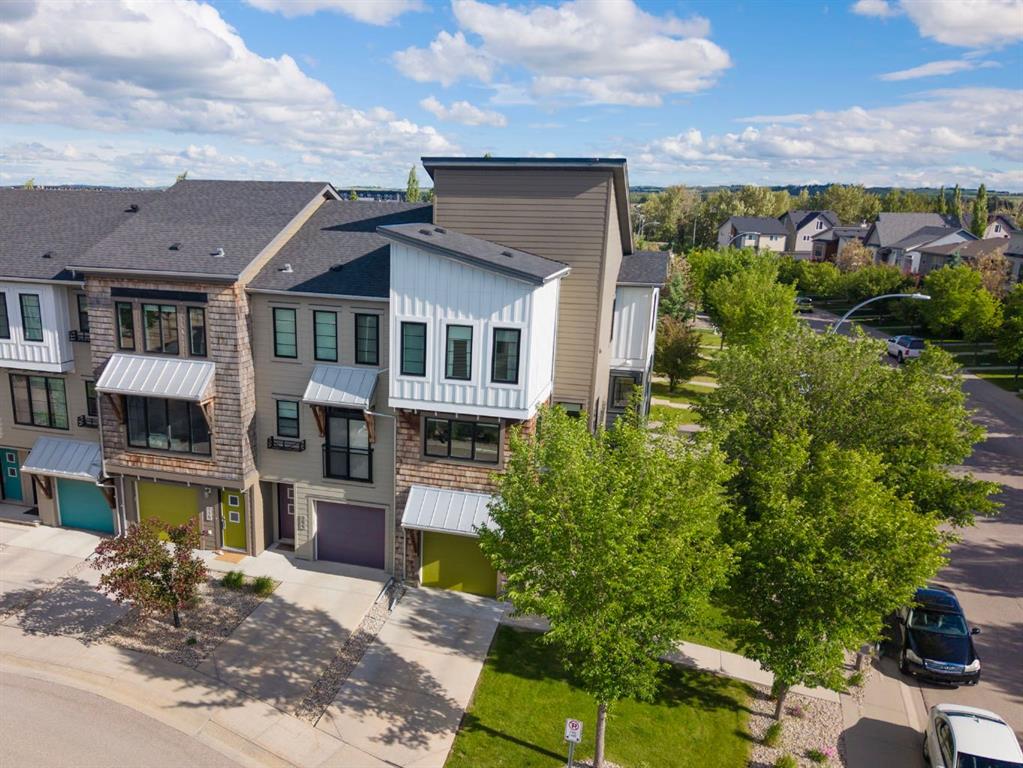 102 Walden Circle SE, Walden