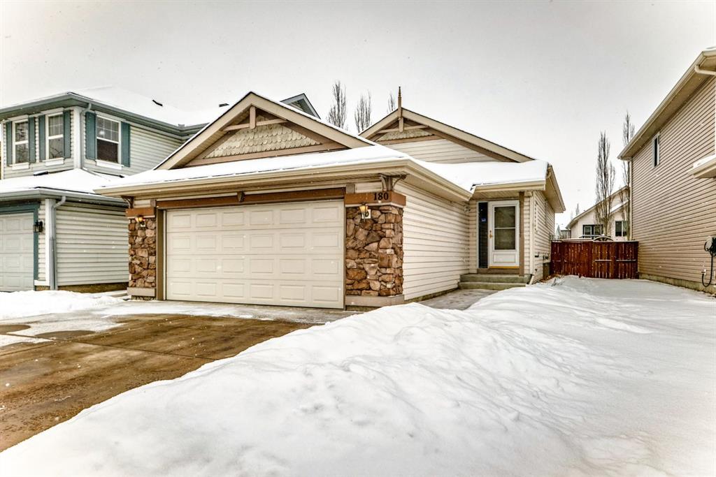 180 Coventry Hills Drive NE