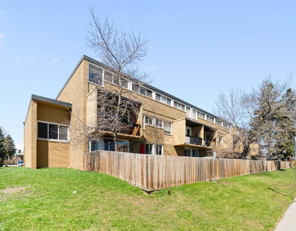 112-7007 4A Street SW