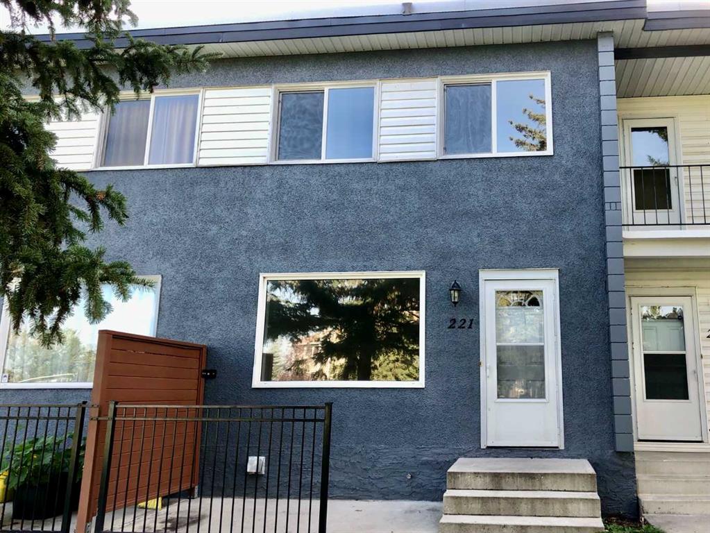 221-2211 19 Street NE