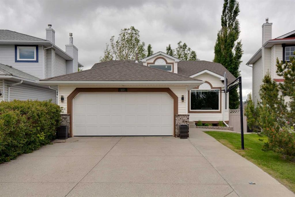 137 Arbour Ridge Circle NW