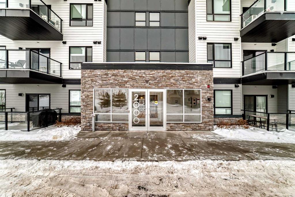 2401-42 Cranbrook Gardens SE