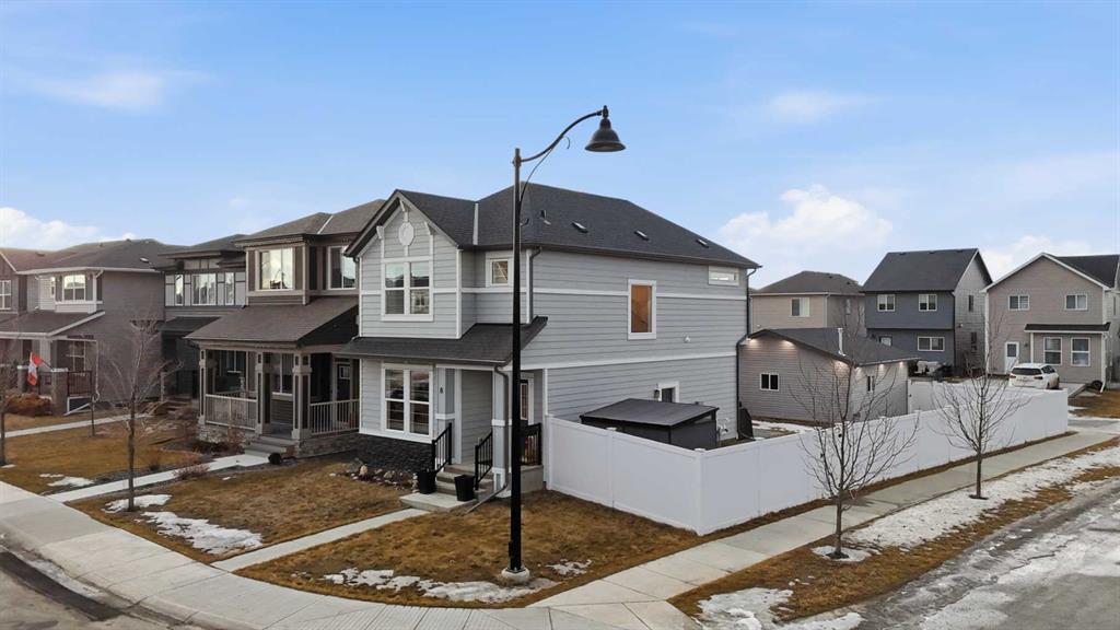 8 Legacy Glen Manor SE