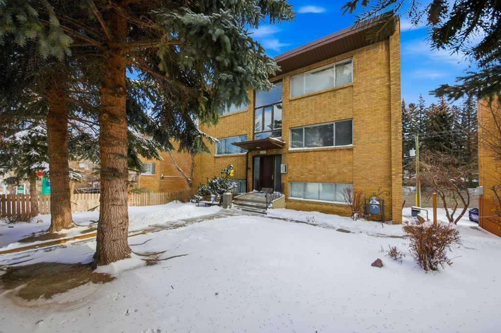 2428 14 Street SW, Upper Mount Royal