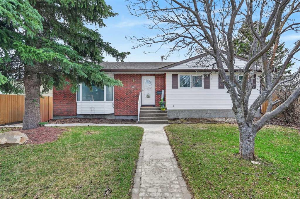 1427 McCrimmon Drive