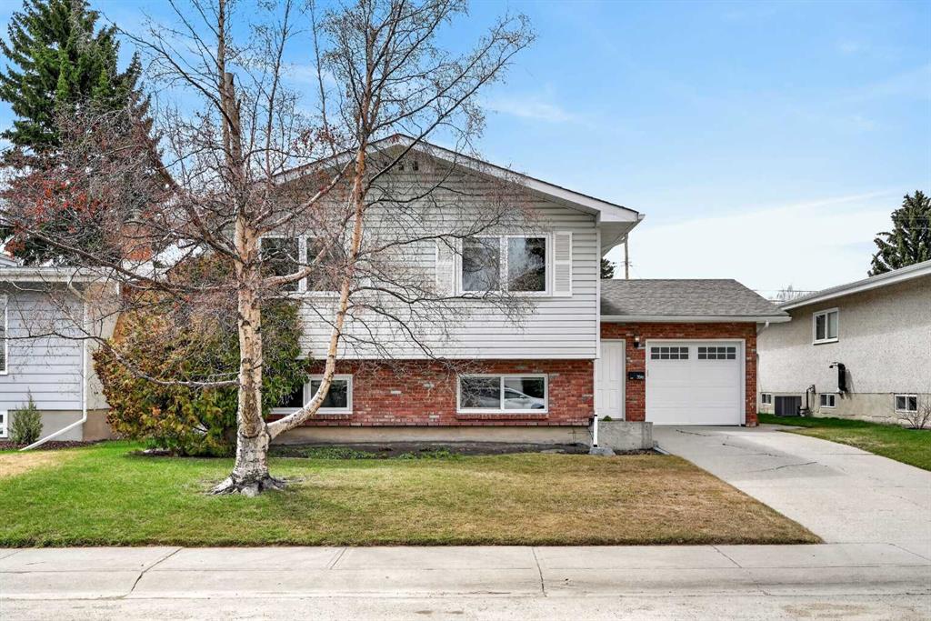 3516 Lakeside Crescent SW