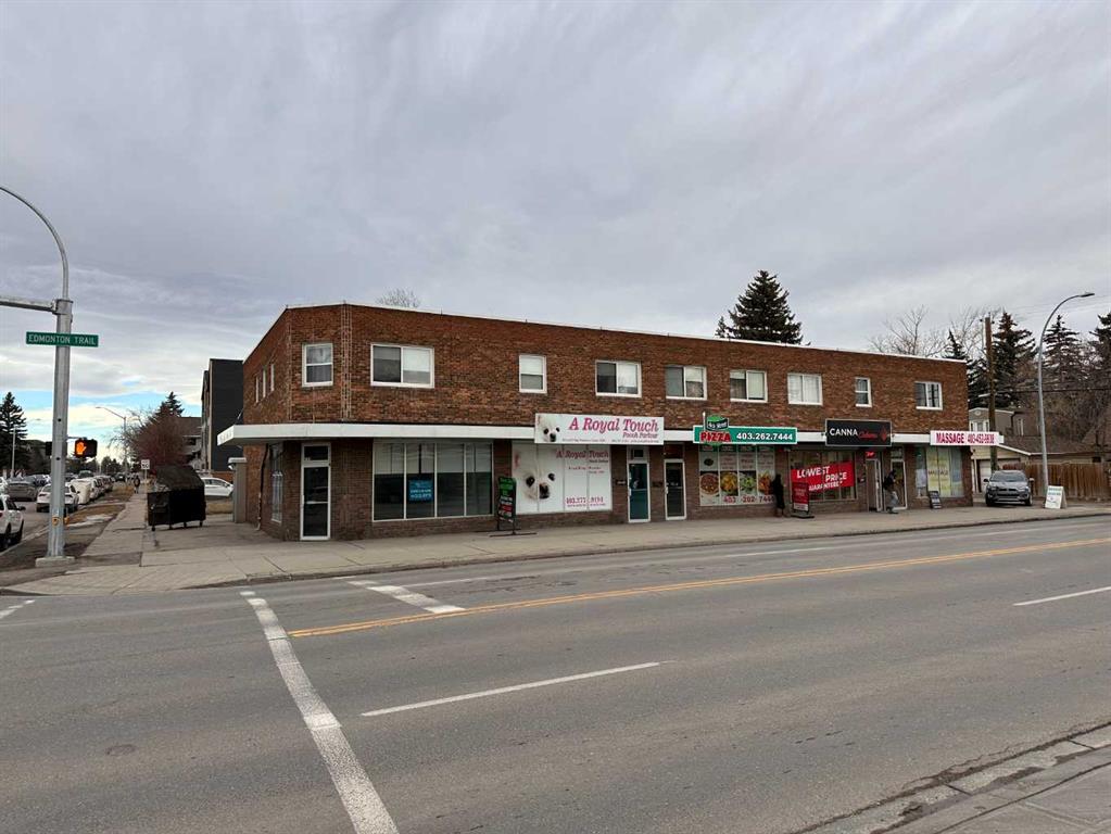 2101 Edmonton Trail, Tuxedo Park
