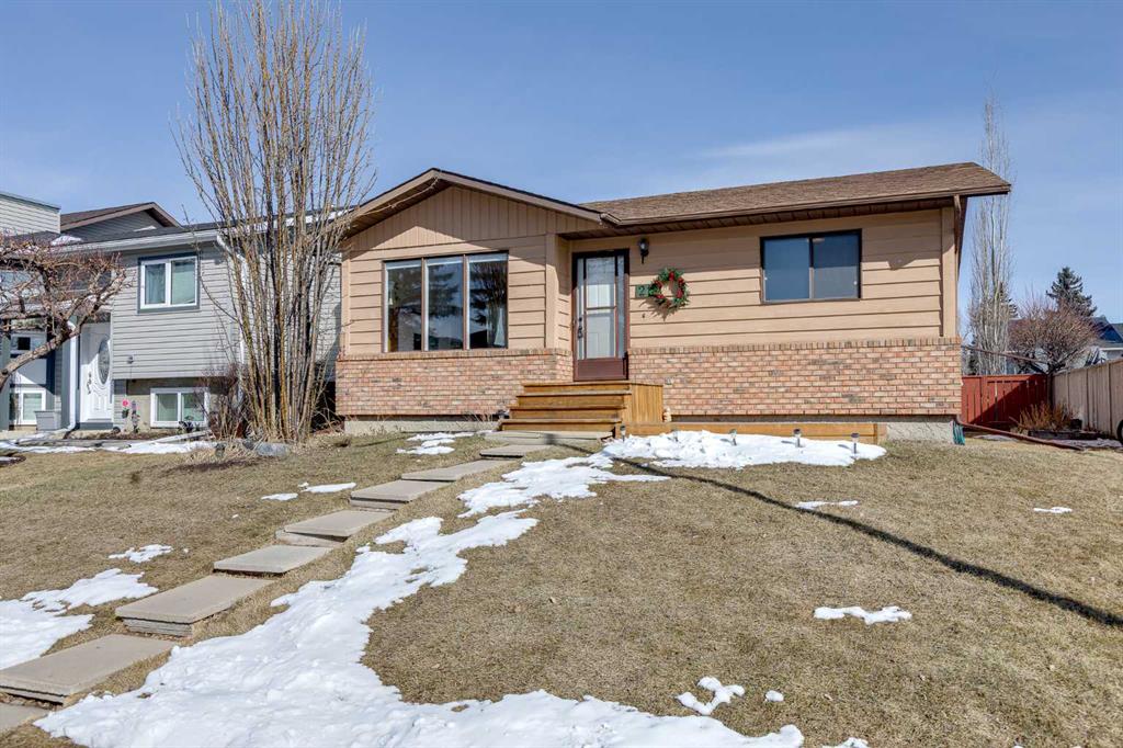 21 Mountain Circle SE