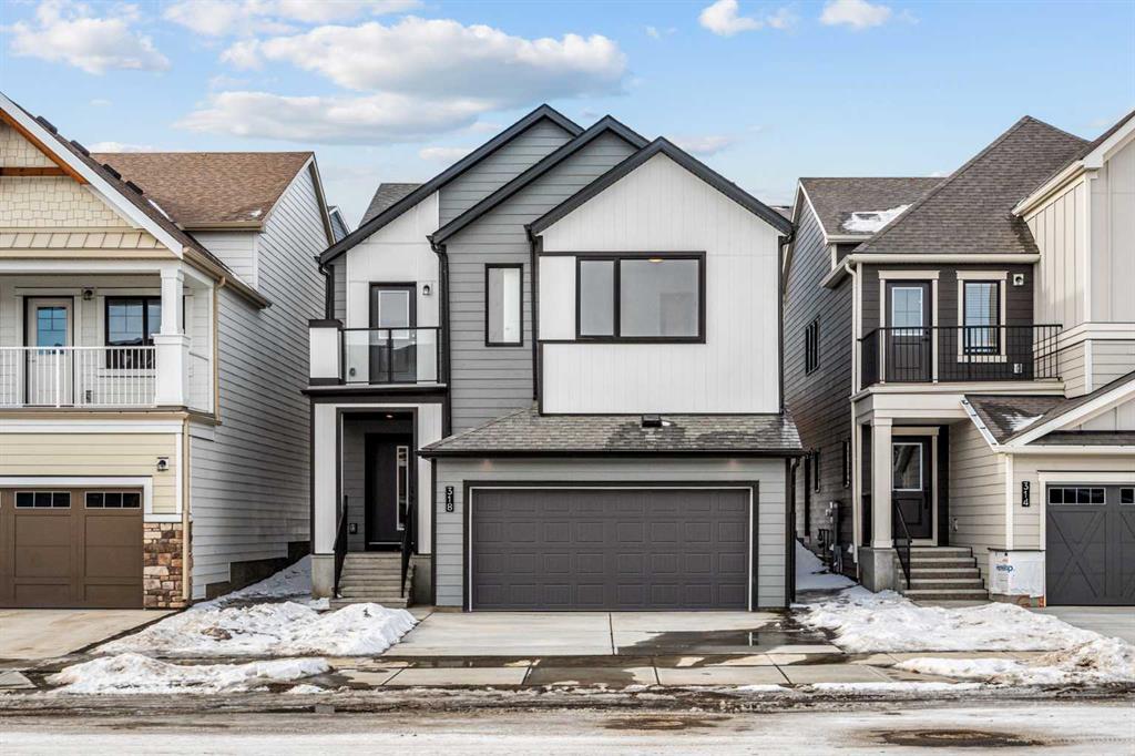 318 Baneberry Way SW