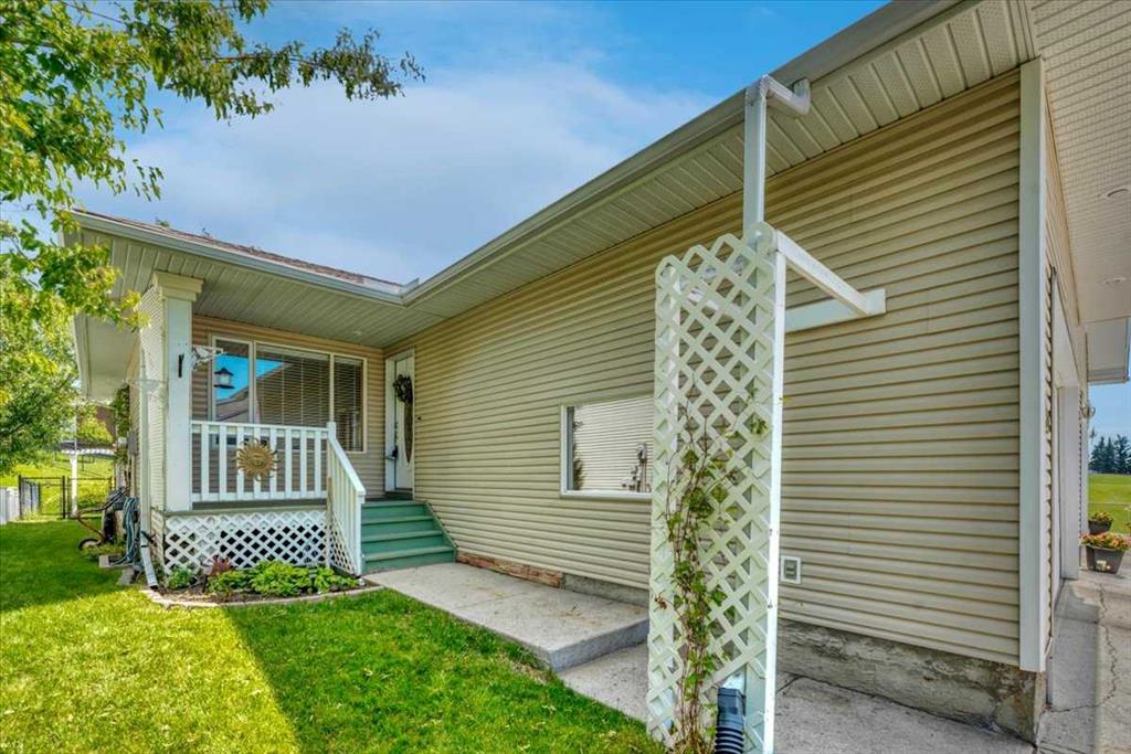 10 Sandstone Ridge Crescent