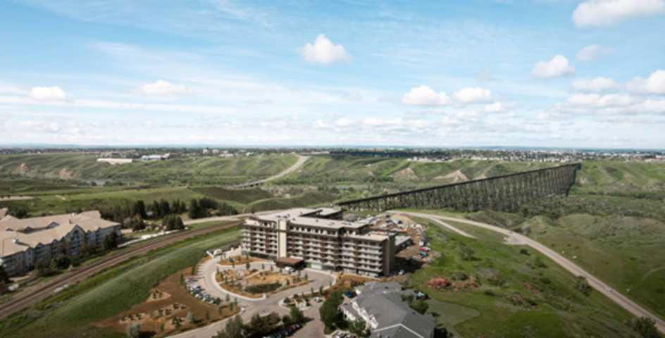 303-102 Scenic Drive N, Downtown