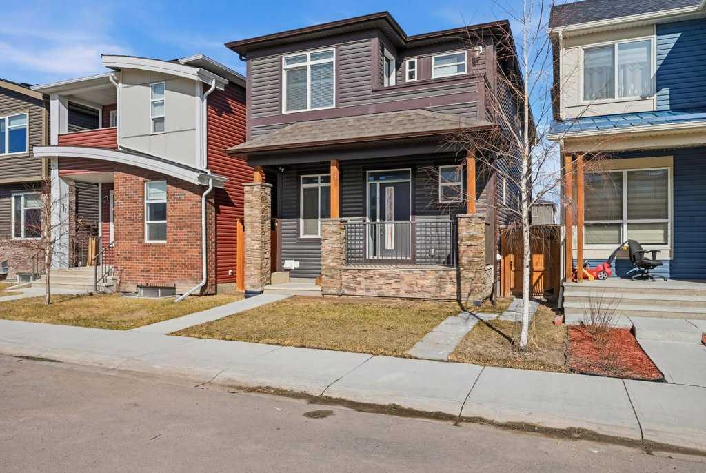 75 Howse Crescent NE, Livingston