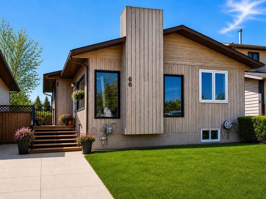 66 Elston Place SE, Edgewater