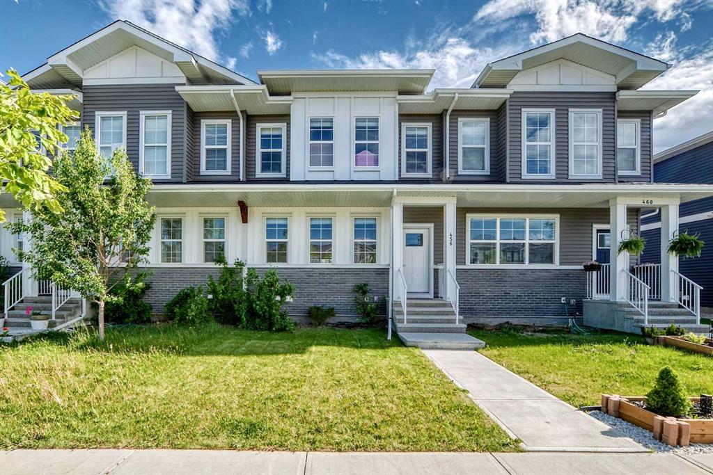 456 West Lakeview Drive