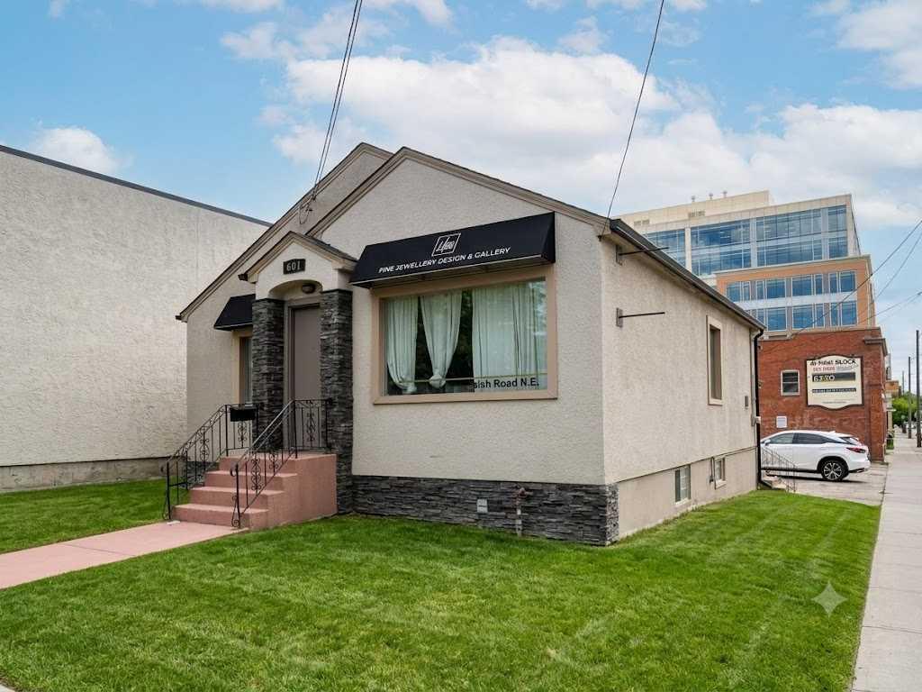 601 Marsh Road NE, Bridgeland/Riverside