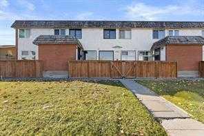 2-6147 Buckthorn Road NW, Thorncliffe