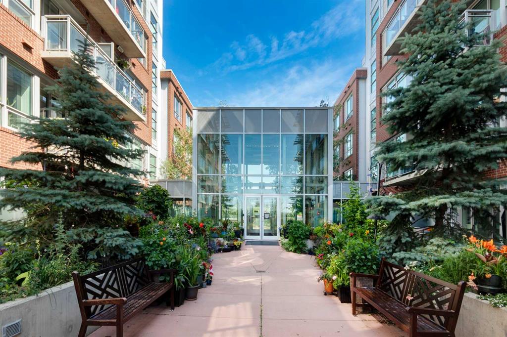 222-63 Inglewood Park SE
