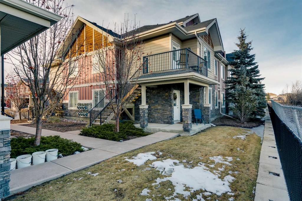 6-59 West Coach Manor SW