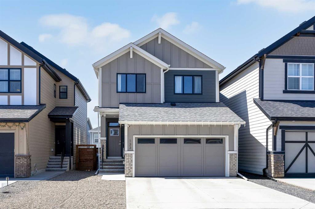 133 Arbour Lake Hill NW