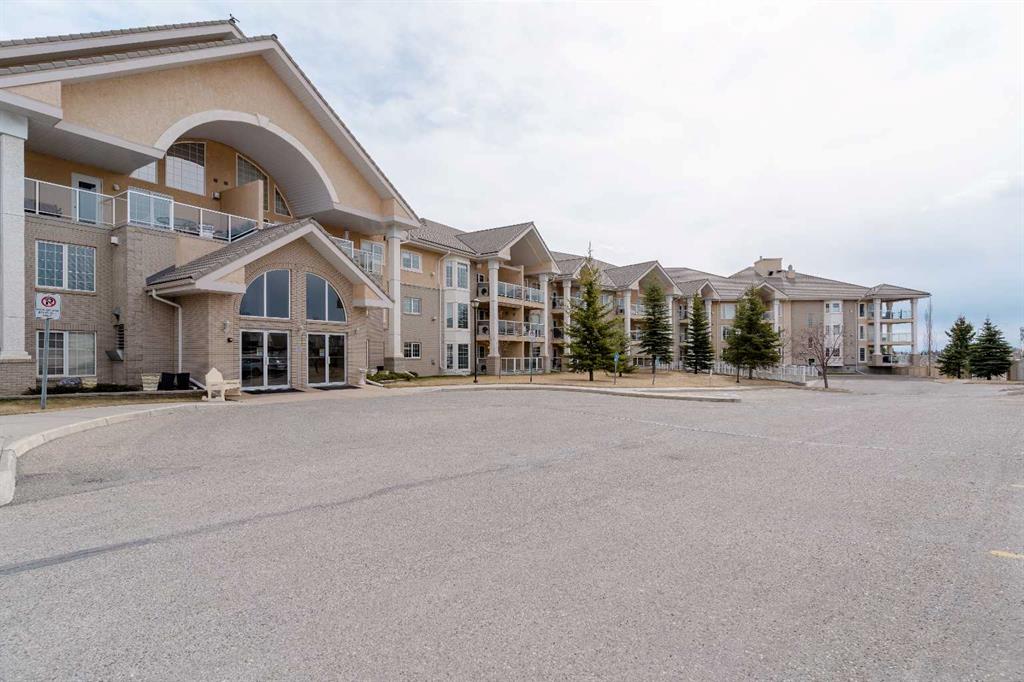 211-728 Country Hills Road NW