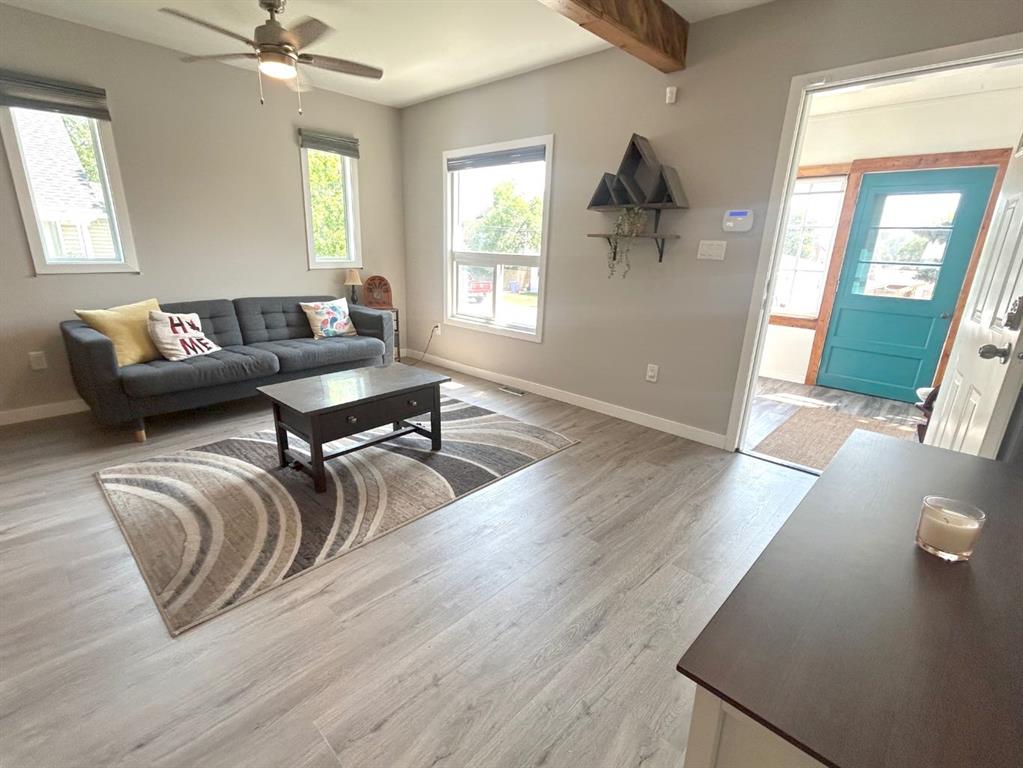 18 Maple Street, Heritage Okotoks