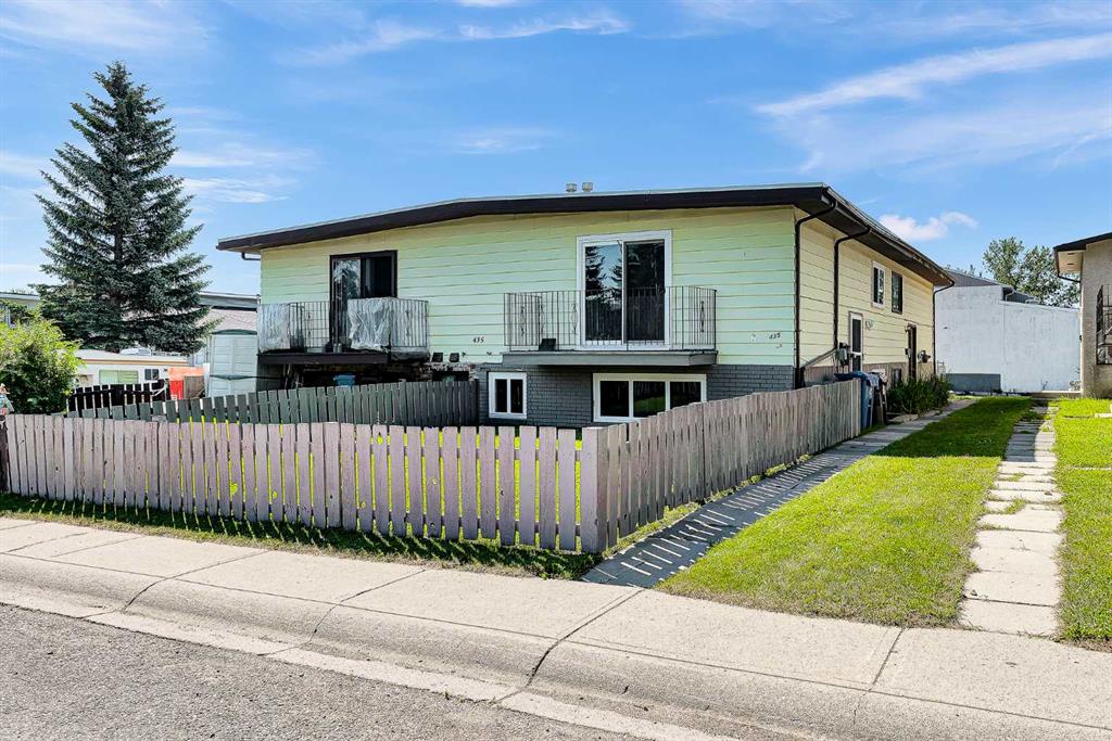2-435 Pinehill Road NE
