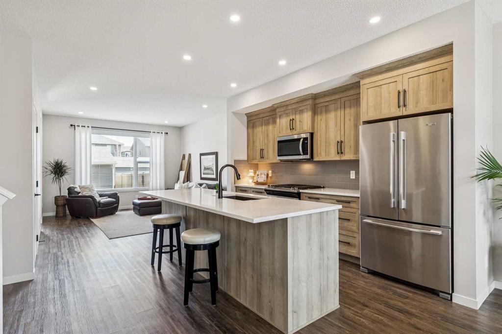 43 Willow Crescent, D'arcy Ranch