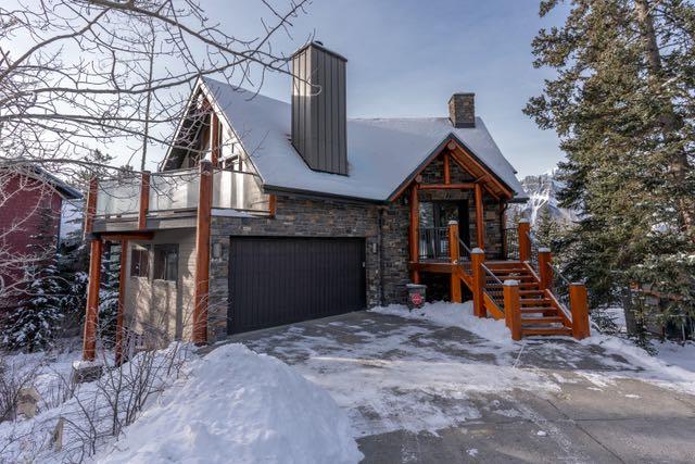 521 Silvertip Road