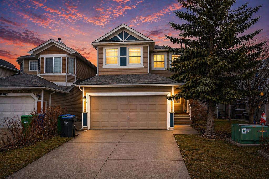 42 Royal Elm Drive NW