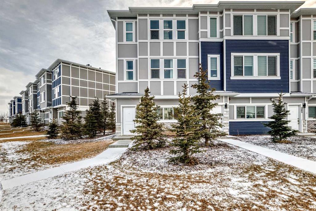 205-33 Merganser Drive W