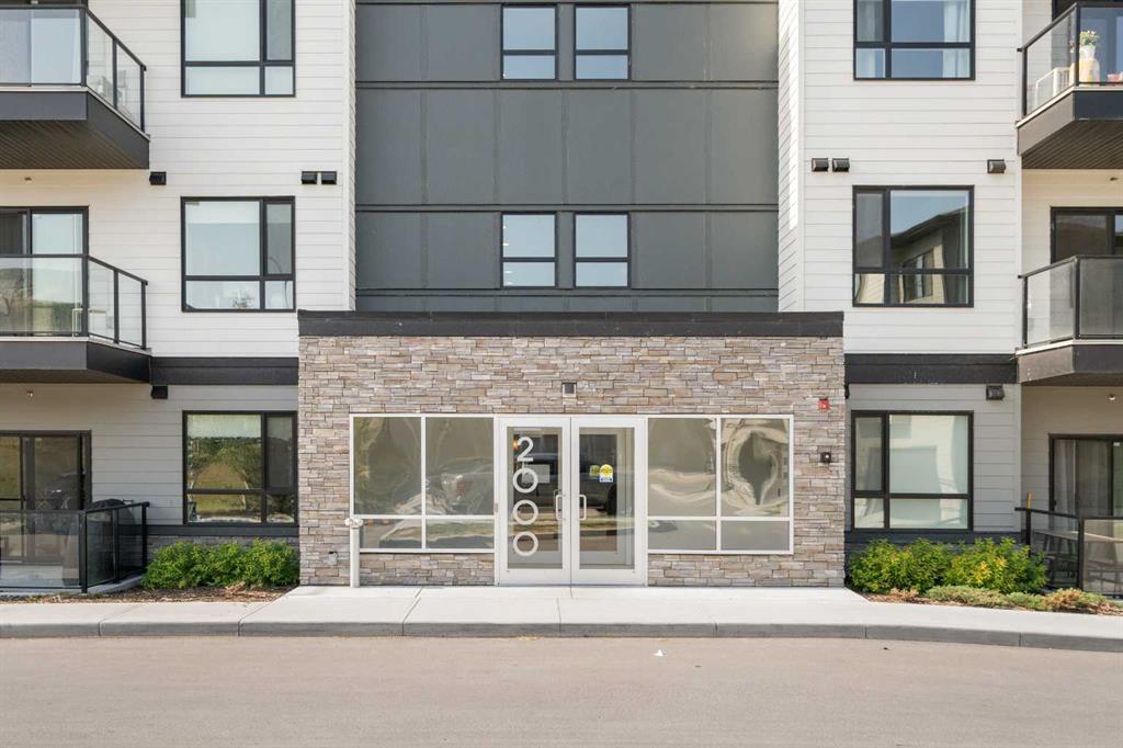 2310-42 Cranbrook Gardens SE