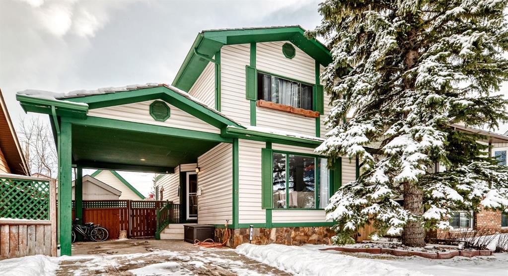 35 Macewan Drive NW