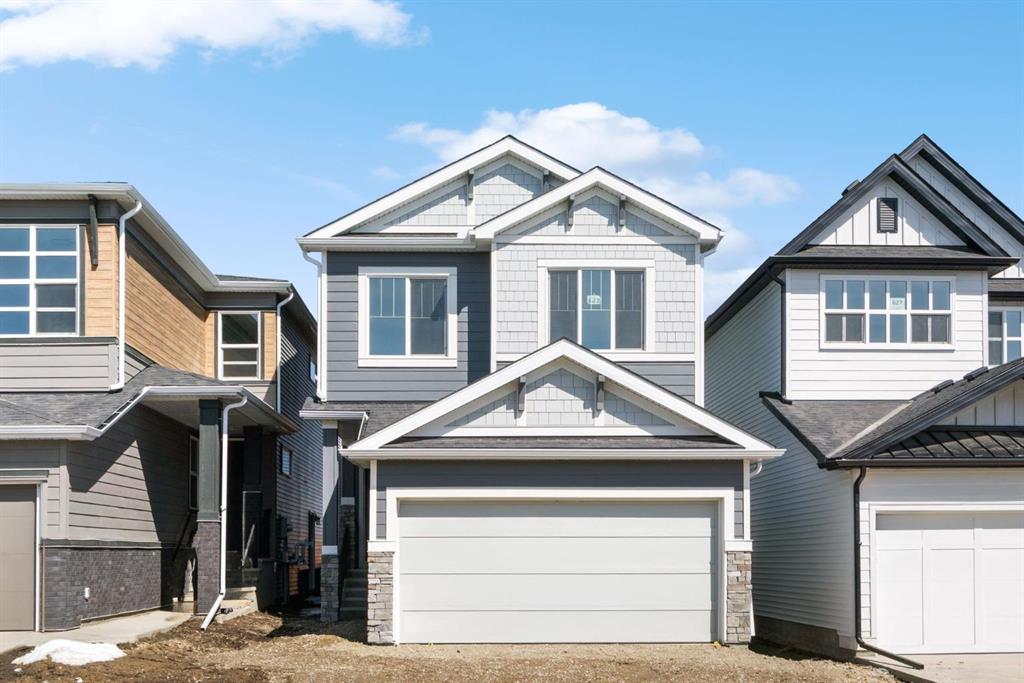 623 Buffaloberry Manor SE, Ricardo Ranch
