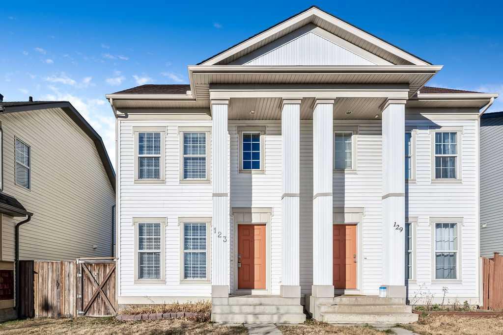 123 Elgin Meadows View SE