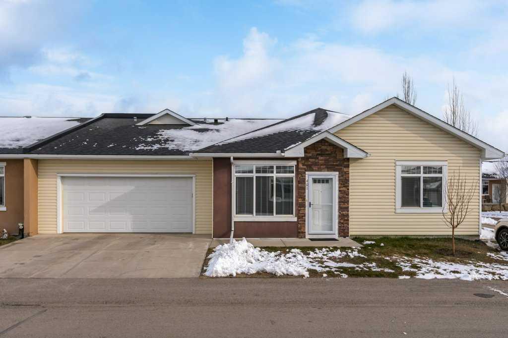 401 Sunvale Crescent NE