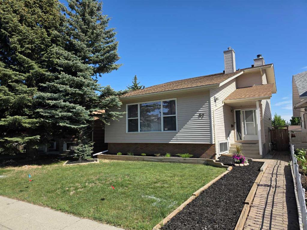 67 Deersaxon Circle SE