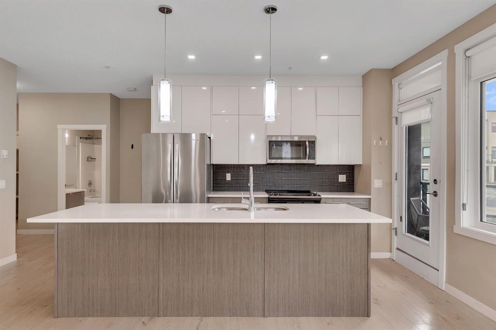 116-214 Sherwood Square NW