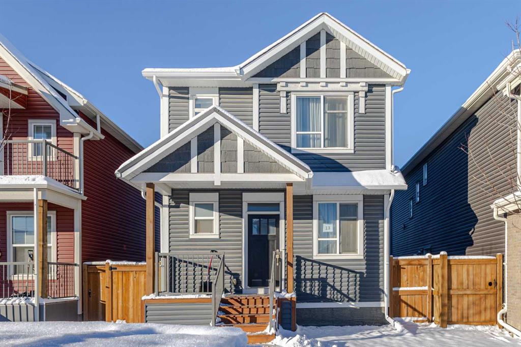 13 Howse Row NE