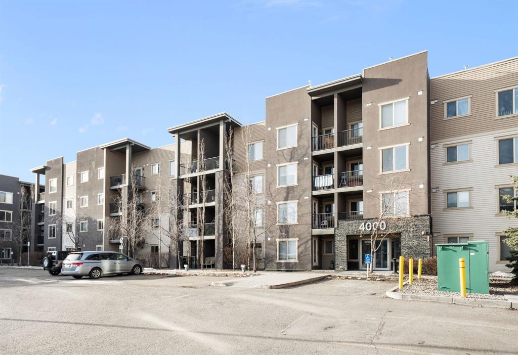 4220-403 Mackenzie Way SW