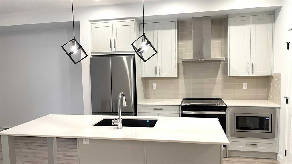 115-40 Sage Hill NW