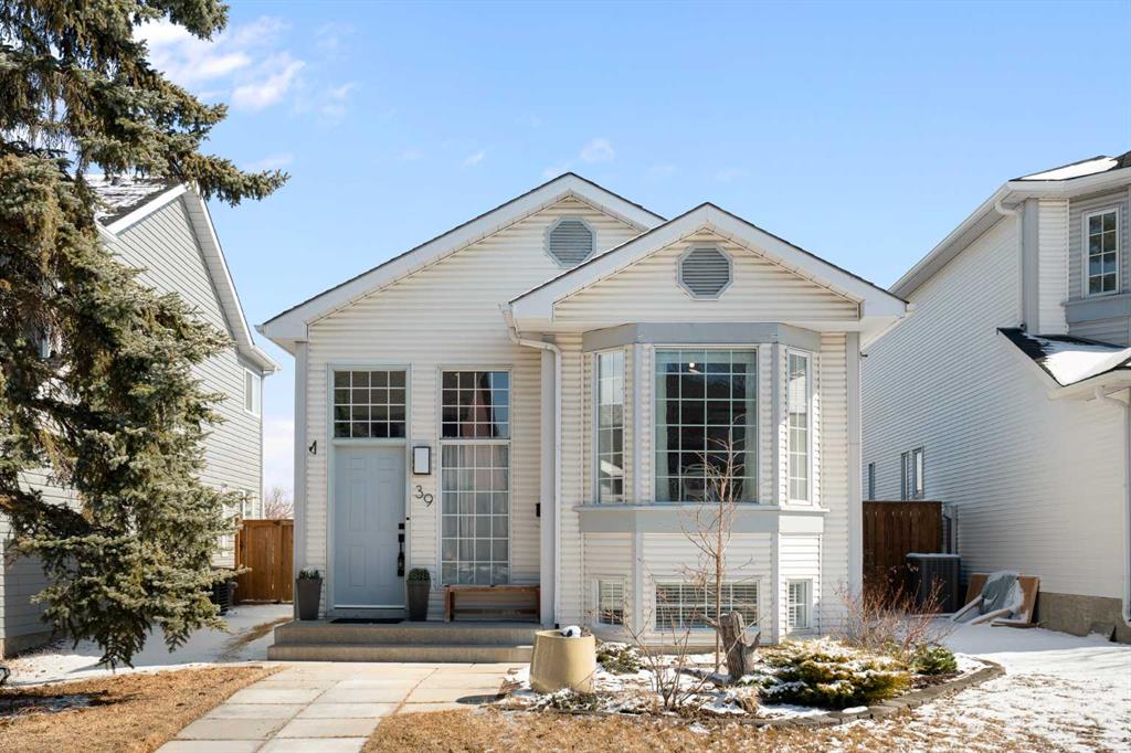 39 River Rock Circle SE