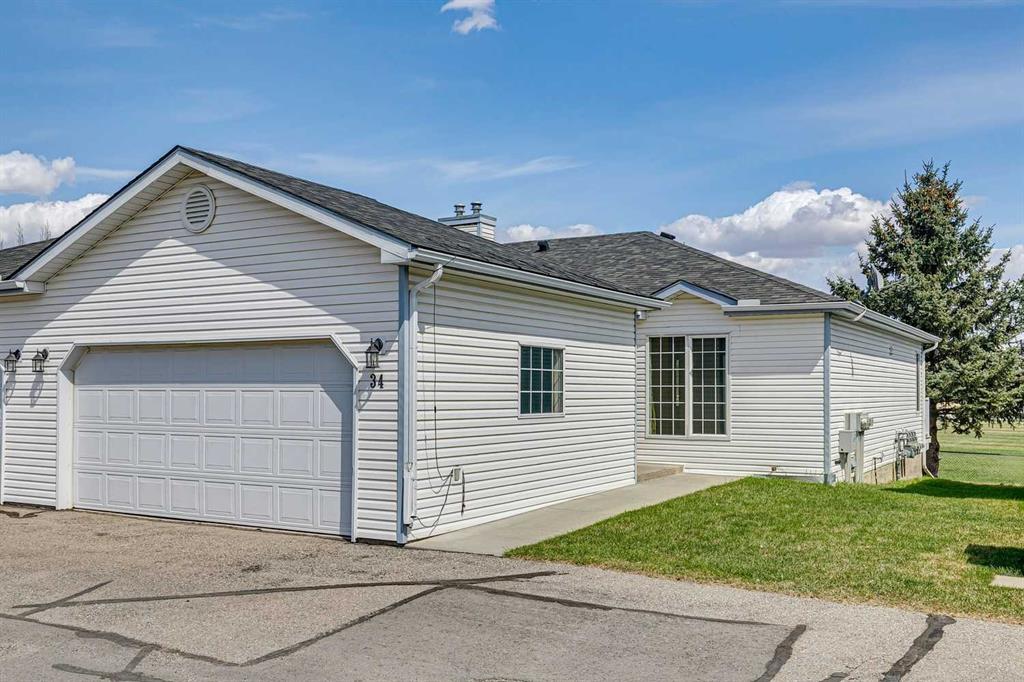 34-105 Elm Place