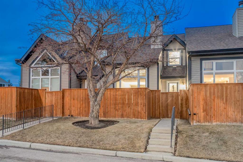 22-12625 24 Street SW