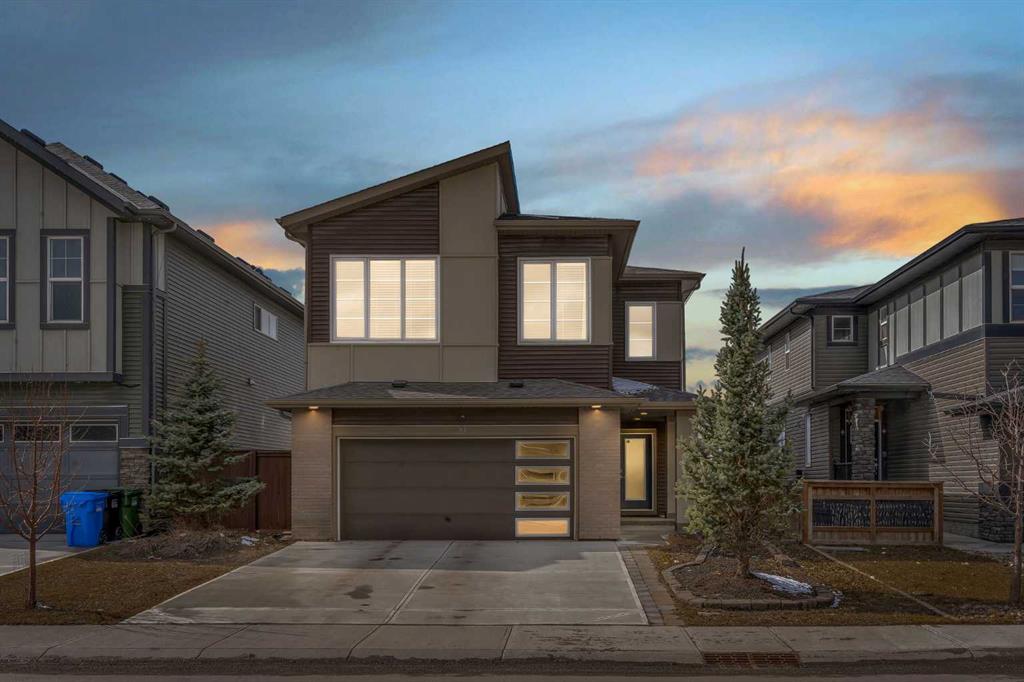 81 Carringvue Manor NW