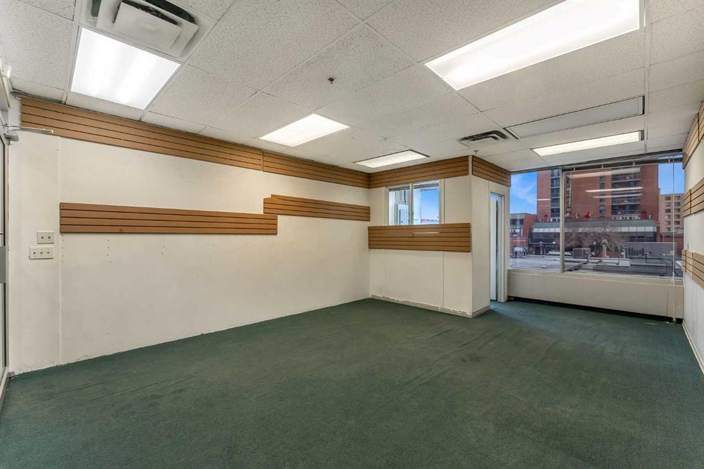 246-328 Centre Street SE, Chinatown