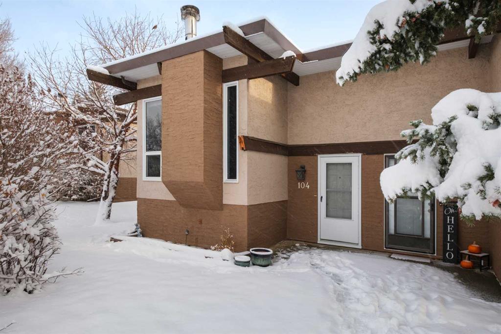 104 Rundlewood Lane NE
