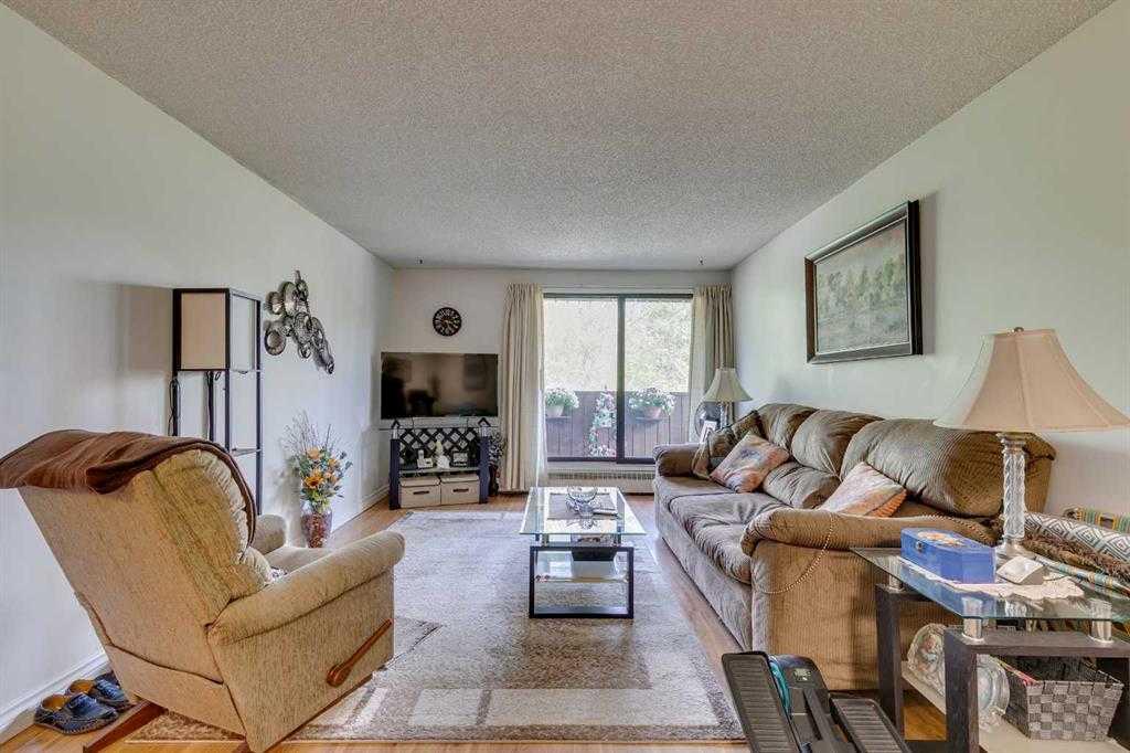 308-8403 Fairmount Drive SE